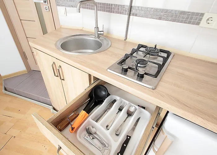 Deluxe D 29 * Leópolis