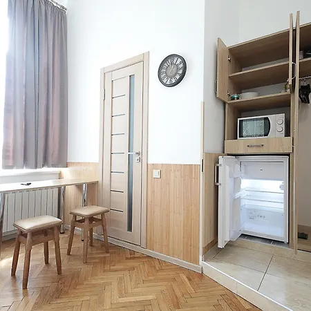 Deluxe D 29 * Lviv